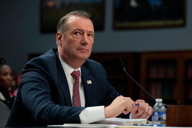 Todd Lyons, directeur par intérim du Service de l’immigration et des douanes (ICE), au Capitole, à Washington, le 14 mai 2025.
